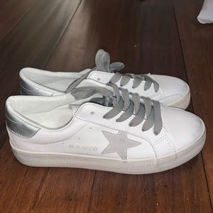 Star sneakers